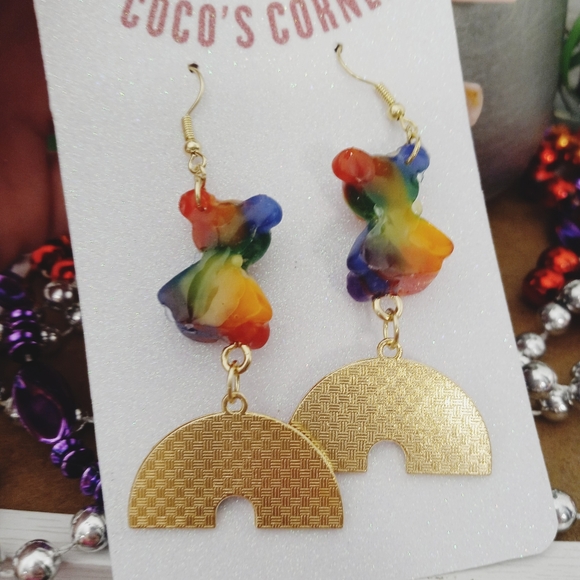 Fun gummy bear rainbow lgbtq pride dangle resin earrings - Picture 7 of 13